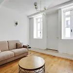 Pick A Flat's In Saint Germain - Rue Vaneau * Paris