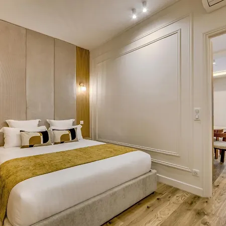 Pick A Flat's In Saint Germain - Rue Vaneau *